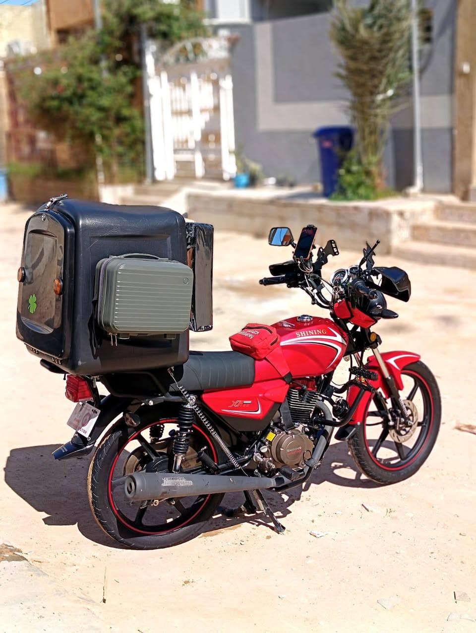 سلام عليكم شاينك للبيع مكينه150ماشيه8000صرله3أشهر منطلعه من الوكيل أوراق أصوليه مشروع وطني كبل ترقم دراجه نضيفه مكينه ناعمه مالجناي وترايك الكربله ماشلع منعده شي علا هي الحطه أبيع سعر خاص مكاني نجف رقمي***********
