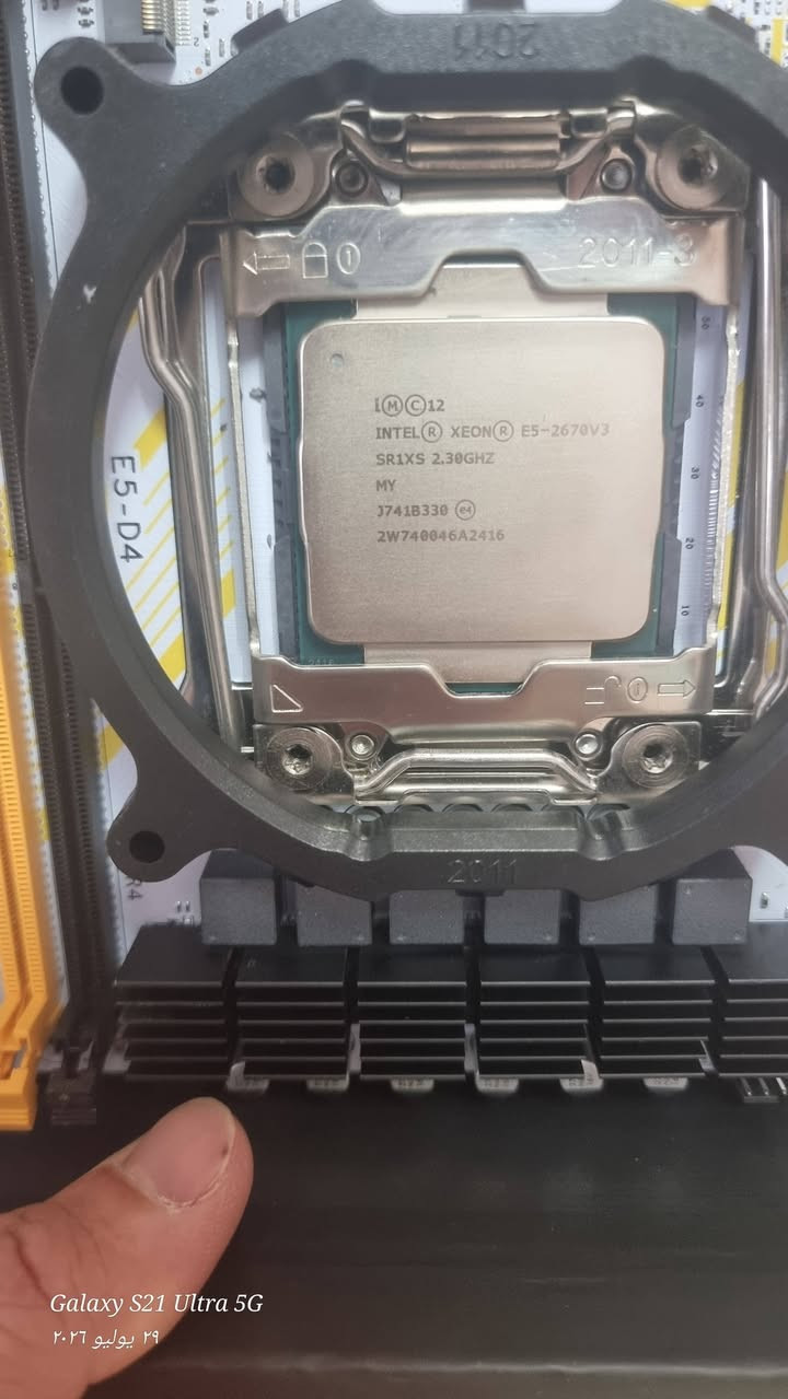 السلام عليكم مذربورد و معالج 
المذربورد QIYIDA x99
المعالج   intel xeon E5 -2670v3 
السعر ٣٥ الف 
للتواصل ***********
