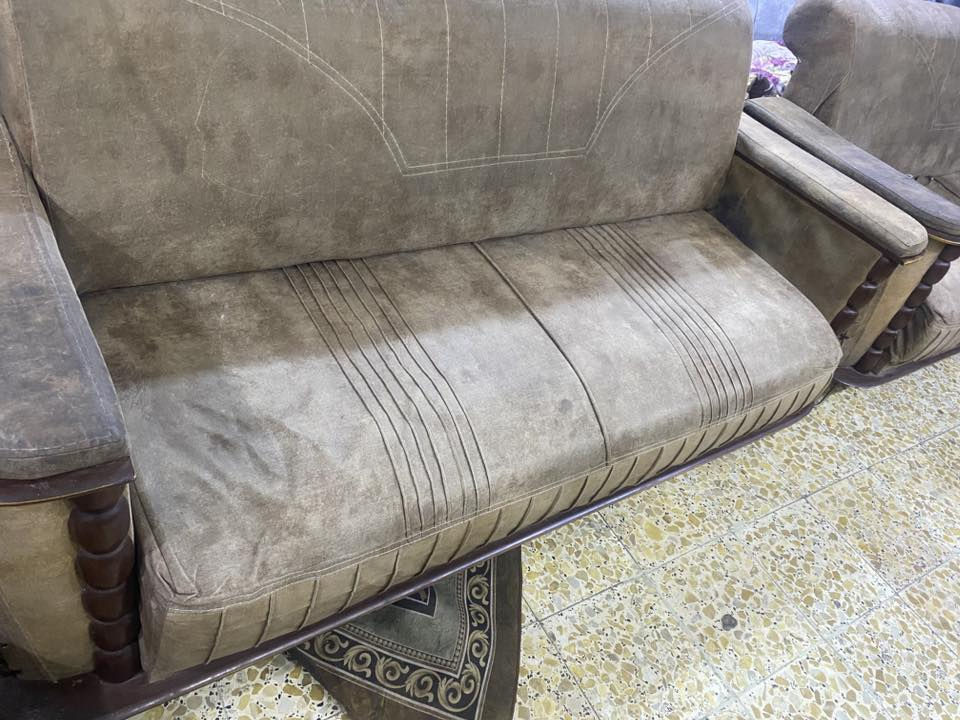 سلام عليكم تخم مثل ماموضح كدامكم رجل التخم حديد  وعندي ويا اضافيات 3 رجلينات سعر 250 عنوانه بغداد حريه للاستفسار ***********
