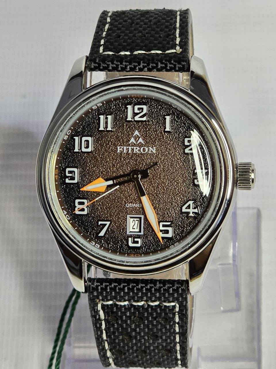 ساعة من ماركة فترون Fitron الاصلية 

تحفة فنية
تجمع بين اللمسة العسكرية والرياضية والرسمية
مكينة كوارتز ياباني 🇯🇵
ميناء محببه تتميز بلون بني غامق مزودة بمنفذ تاريخ
فول لامينوس ارقام واميال
زجاج كرستالي مقبب ضد الخدش
مقاومة ماء وغبار 
سير مميزة كتان مبطن جلد 
القطعة مختمة بالكامل
تأتي مع البكج الاصلي 

السعر :37 الف ع اول تم 
للحجز والاستفسار يرجى مراسلة الصفحة


**إذا كنت صاحب هذا الإعلان وتريد حذفه لأي سبب، رجاءا أرسل رسالة إلى الدعم الفني**