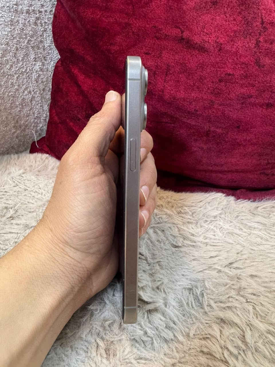 السلام عليكم
ايفون 📱 15 برو ماكس 
جهاز نضيف بي فطر بالضهر
بطارية 🔋 87
ذاكرة 512
مابدل شي بي
السعر مليون و100


**إذا كنت صاحب هذا الإعلان وتريد حذفه لأي سبب، رجاءا أرسل رسالة إلى الدعم الفني**