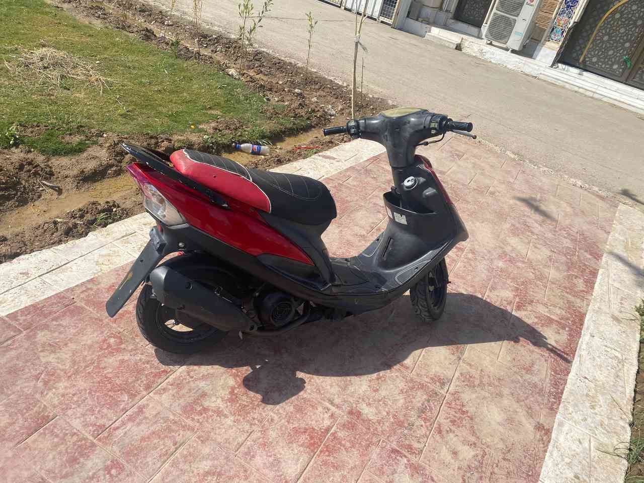 سلام عليكم دراجه نضيفه حيل بلاديه للبيع السعر خاص
رقم ***********
