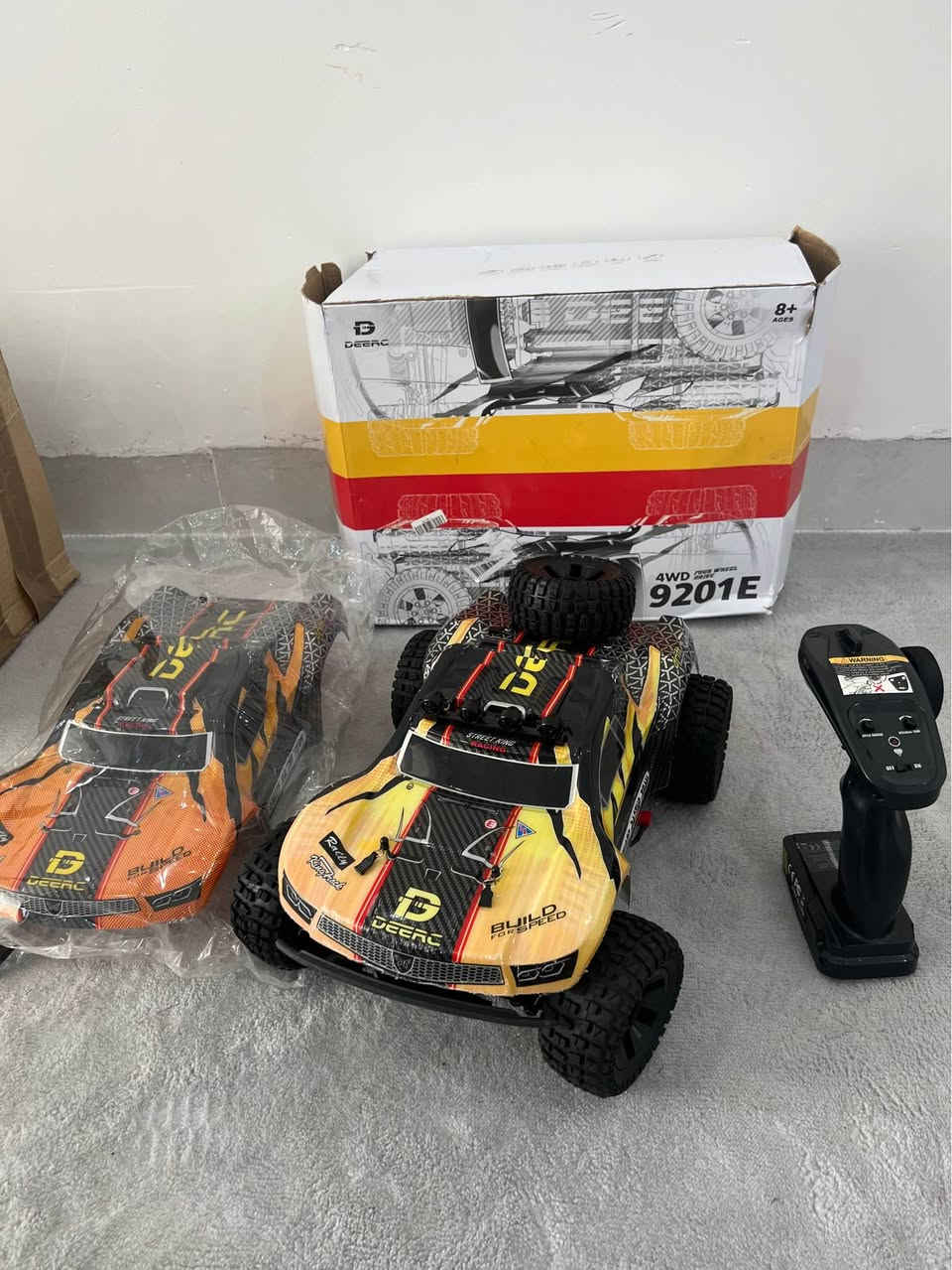 RC Car 1:10 scale Brush
سەيارەى احترافى حەجمى گەوره ١:١٠
ا ياترى 1500mah له گەل دايه
خێراى ٥٠ كم سەعات
کەفەری نوێی زیادی لەگەلە

سيارة احترافي حجم ١:١٠
بطارية حجم 1500mah
سرعة ٥٠ كم ساعة رانية, السليمانية


**إذا كنت صاحب هذا الإعلان وتريد حذفه لأي سبب، رجاءا أرسل رسالة إلى الدعم الفني**