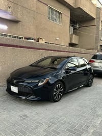 كورلا هاج باك ٢٠٢١ se  السيارة جاهزة من كلشي صور السيارة مع الحادث مكا...