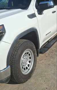 جنط 17 • تاير 255/70/17 • البصرة