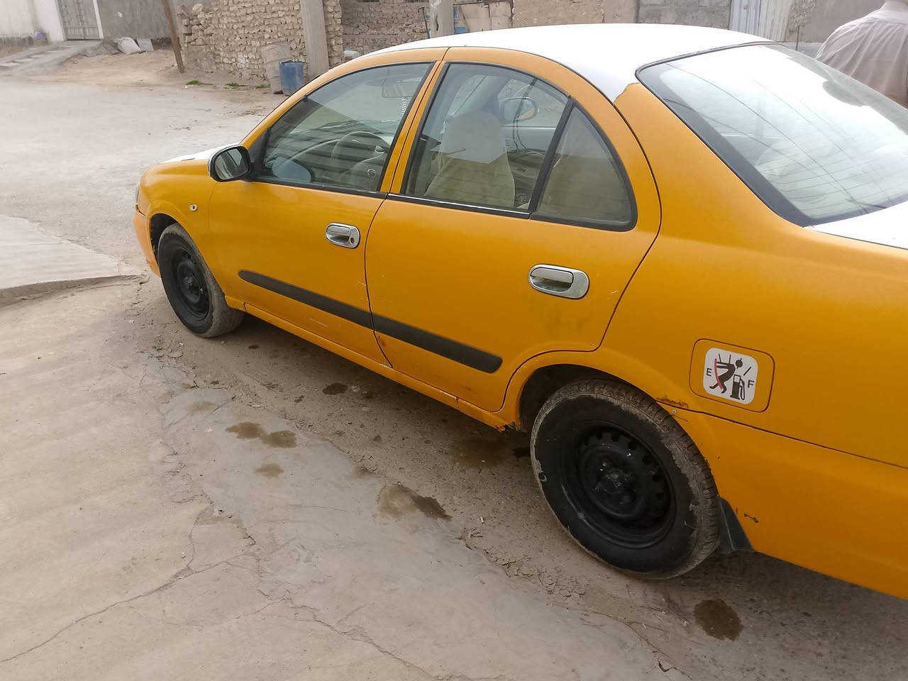 السلام عليكم سياره للبيع سني نسان موديل 2011 رقم بغداد محرك اسود كير عادي السياره  بس جاملغ اليسر مبدل تبريد كهربائيات كله شغاله ما نقصه شي العنوان الرمادي 5كيلو رقم الهاتف *********** السعر 85وبيه مجال
