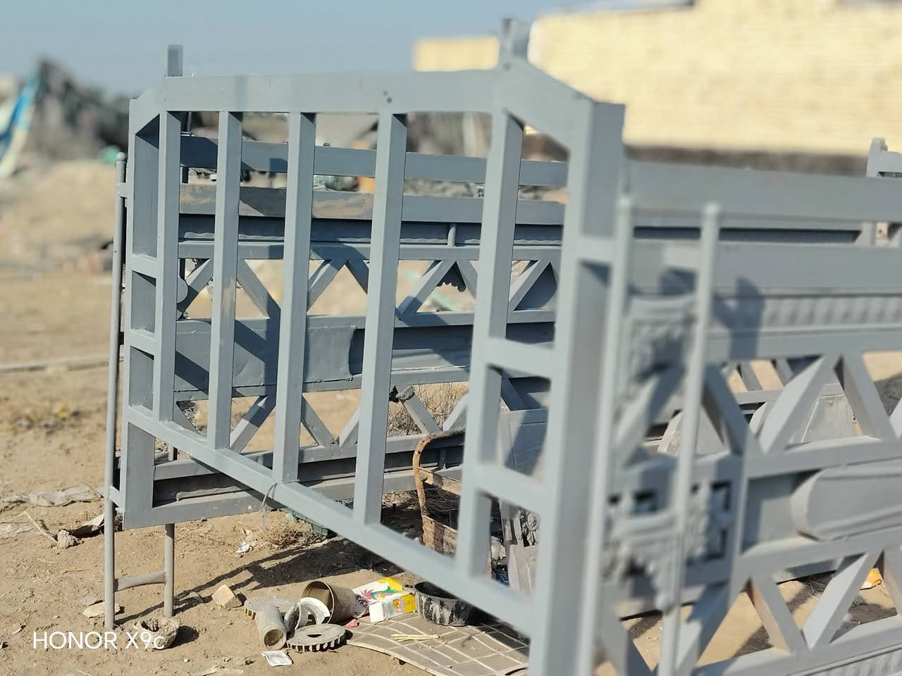 محجر للبيع   السعر خاص او عل رقم***********
