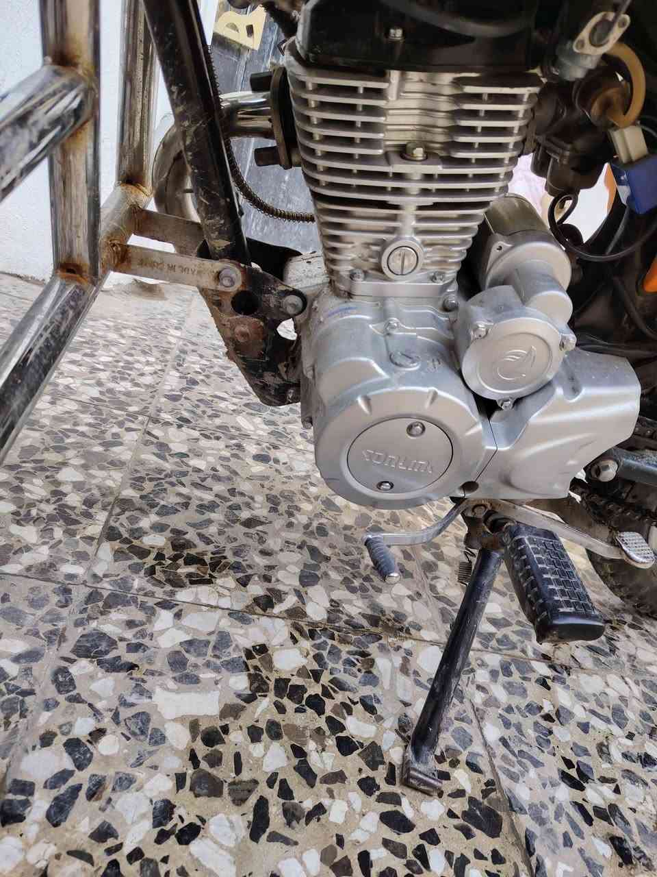 سونك مديل ٢٣ كفاله عامه قبق زنجيل موجود سلف هندر كهرباء كلها شغاله بغداد الشعله ٥٠٠ وبيها مجال ***********
