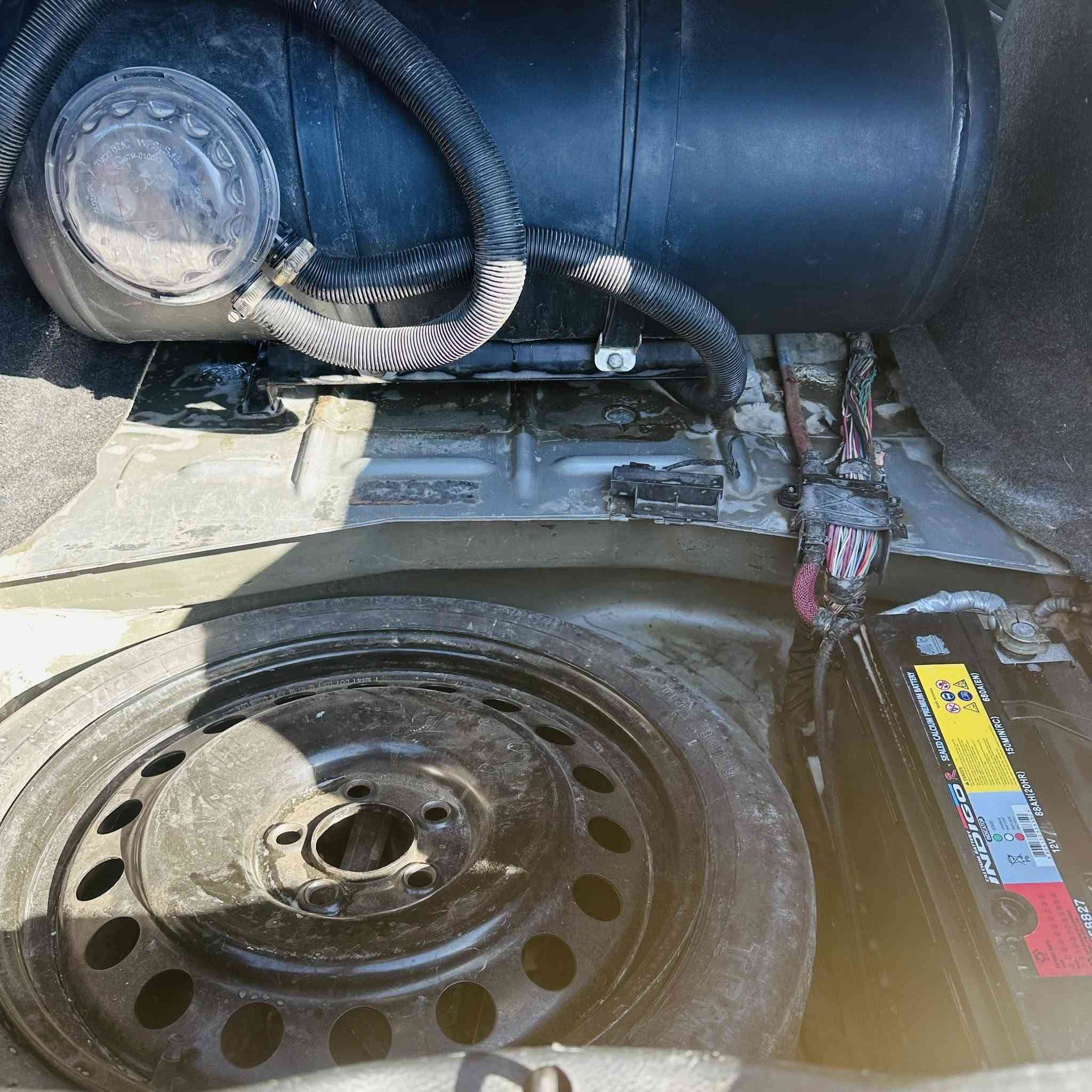 سلام عليكم جارجر مديل 13 منظومه غاز رقم بغداد تريد وكاله تريد تحويل ثاني يوم مصفره هيه ومرور خط شطره بغداد  حادث امريكه بابين خلفيات فقط بدون ارباك صبغه وعربانه واكسن وتخم تايرات جدد السعر 140 خاص لا تراسل اتصل وتدلل ‭0786 971 4482 ‬عنوان الشطره
