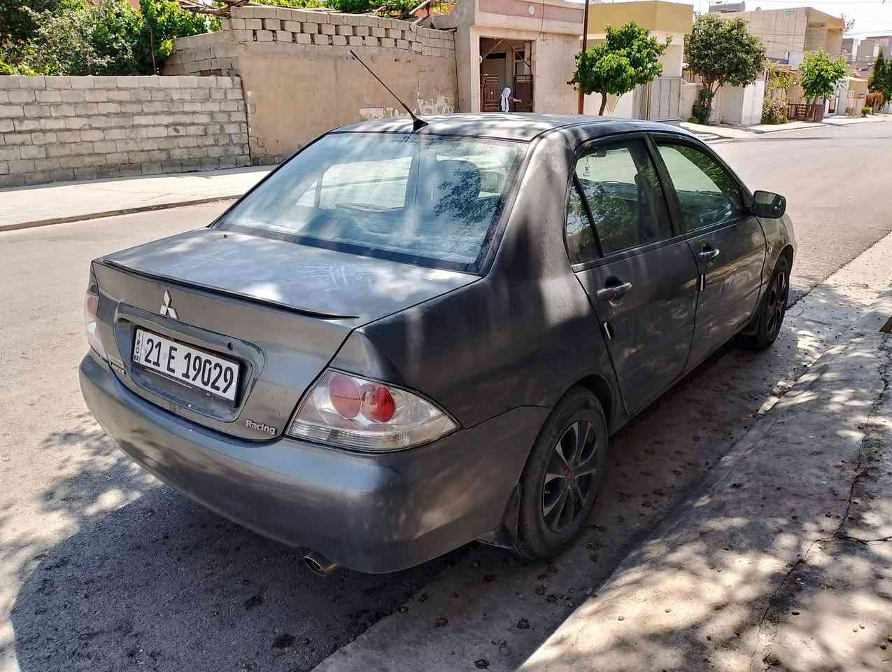 لانسر 2009 بۆ فرۆشن
***********
