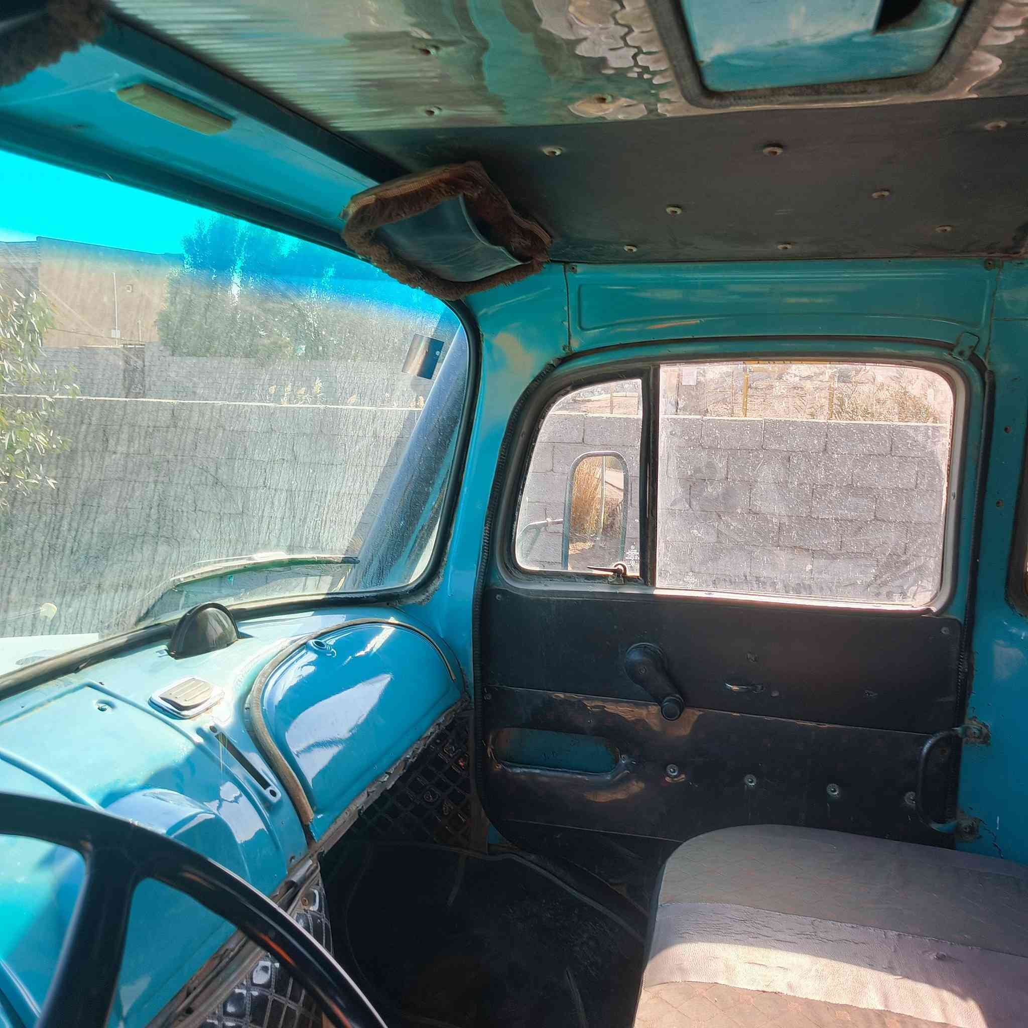 سلام عليكم قجم بلادي تصل على هذا رقم ***********.  ***********
