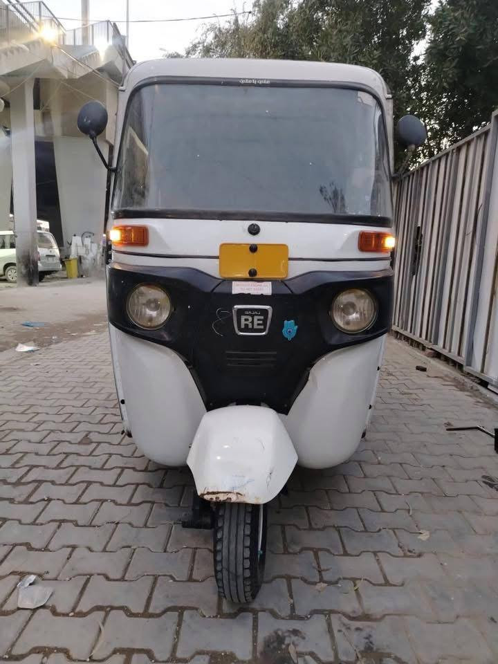 سلام عليكم تكتك موديل 2022 شهر ال 4 تكتك مكينه كفاله بيه شخط بل لغد  حاطيله معجون وصابغي شخط صغير حيلل اقل من اصبع وبيه طخه بل صفحه موضحه بل صوره تكتك جديده

سعره 6ملاين او 200 تكتك وراق المصطفى 

رقم ***********
