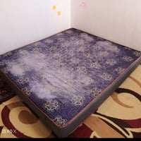 دوشك للبيع ١٨٠ في ٢٠٠ نضيف ٦٠ وبيه مجال ٠٧٨٦٦١٢٠٦٦٦