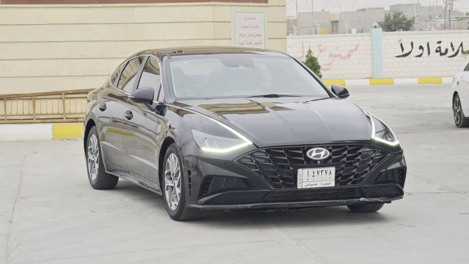 سوناتا 2020 امريكي فول عده الفتحه السعر 143
                        محرك2500   ***********
3 قطع صبق جاملق وبنيد وباب الصدر بدون دواخل 
    السياره فول مواصفات عده الفتحه مكينه وگير كفاله حداده نضيفه ماشيه 79 الف رقم بصره معوقين عنواني البصره البصرة, العراق
