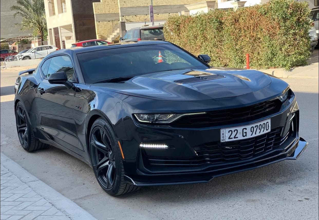 CAMARO SS
موديل 2022
ماشية 38 الف كيلو 
حادثها جاملغ خلفي بدون ايرباك بدون دواخل السيارة جديدة ومتتقارن بل مهجومات 
السعر 22.000$ 
للاستفسار ***********
