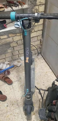 سكوتر • عاطل • بدون شاحن