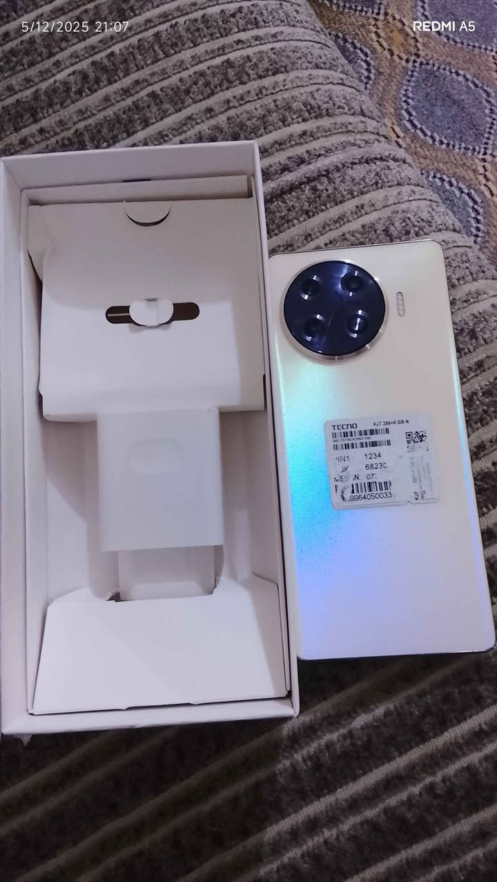 جهاز نضيف ذاكرة ٢٥٦ مع كامل ملحقاته  ضد الكسر والماء 
السعر ١٢٥ الف مكاني دورة 
*********** بغداد, العراق
