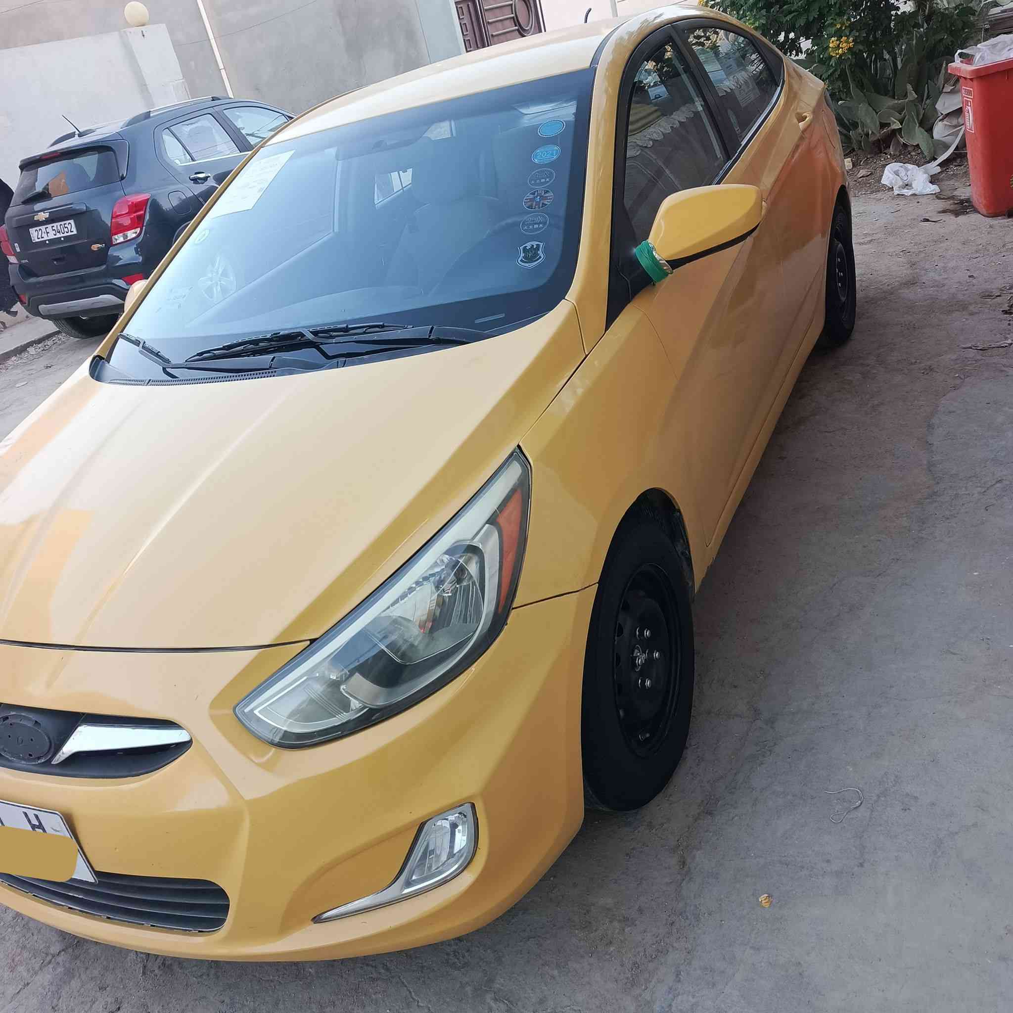 اكسنت موديل 16 للبيع
مكينه 1600
كفاله كير ومكينه وحداديه 
تخم تاير جديد
عنوان بابل مركز ***********
