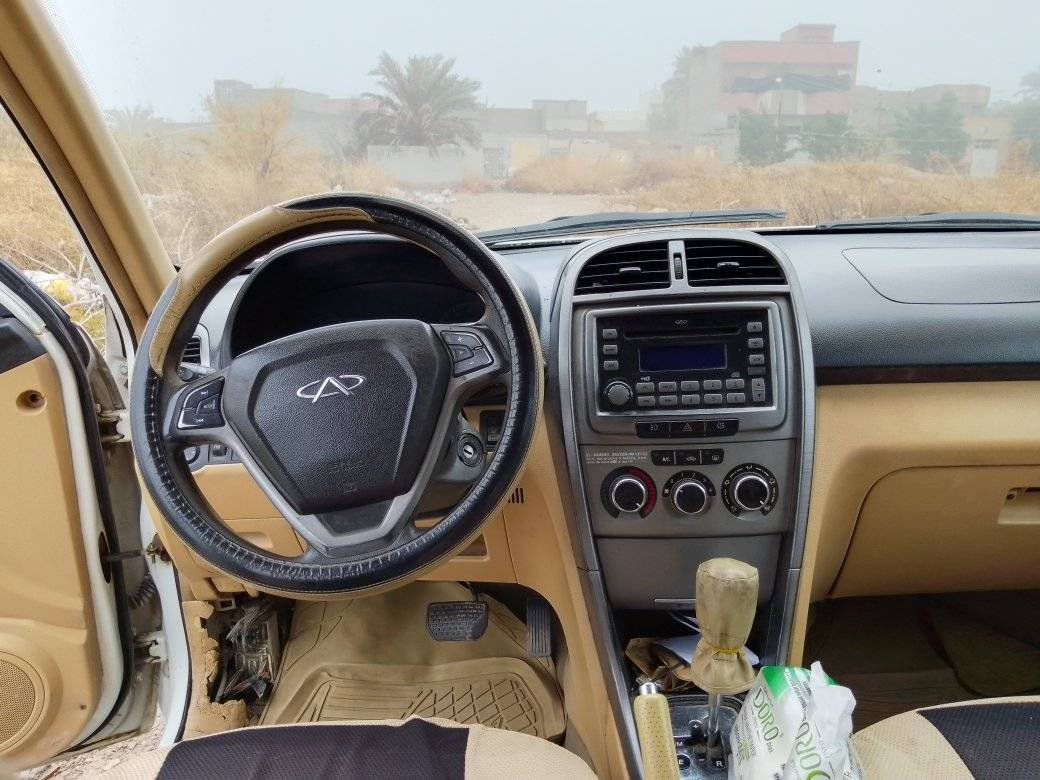 السلام عليكم شيري تيكو موديل ١٣ رقم ديالى مكان السيارة ديالى بعقوبة السعر ٤٨وبيها مجال للاتصال ***********
