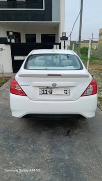 نيسان سني هندي للبيع موديل ٢٤ ماشية ١٣ الف باسمي السعر ١٣١ تلفون 07732...