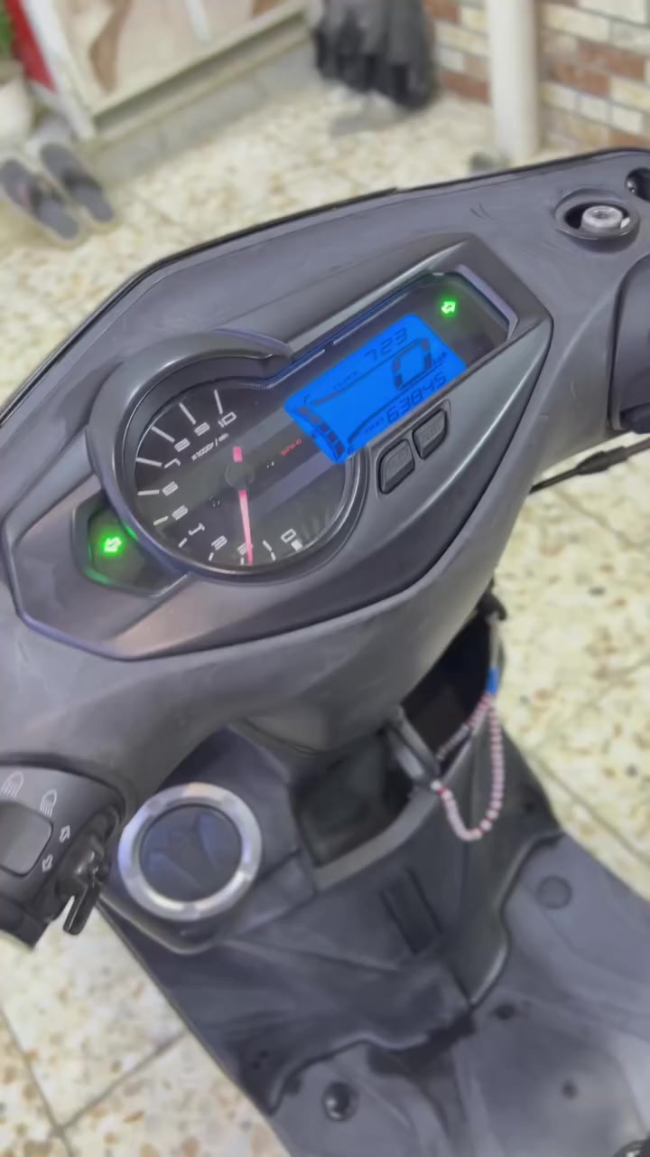 ***********                   مكاني بغداد البياع ًًسعر ١٣ وبيها مجال قليل واتساب فقط
