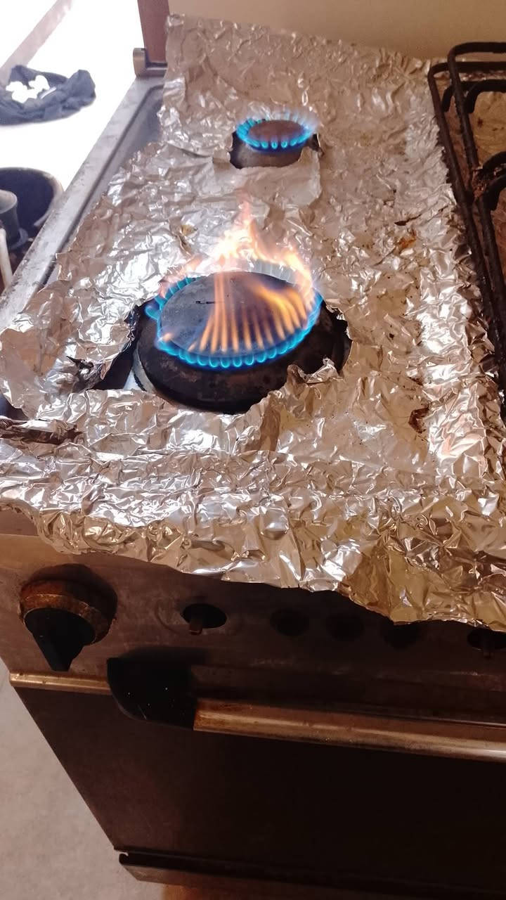 للبيع مكان غزاليه 
طباخ 5 عيون كلش زين بس متروك العين الوسطاني والفرن الجوة يحتاجن تنظيف بس باقي كلة شغال وهاي صور


**إذا كنت صاحب هذا الإعلان وتريد حذفه لأي سبب، رجاءا أرسل رسالة إلى الدعم الفني**