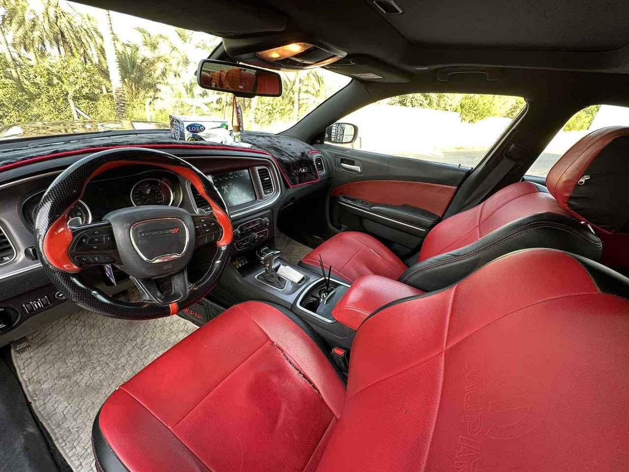 جارجر موديل 19 Gt خليجي وكاله هارلم  فتحه مواصفات Gt معروفه بدون حادث فقط باب الخلفي والجاملغ مرشوشات اثر شخط ماشيه 106 الف ميل 
السعر 255 وبيه مجال للشراي 🌸
***********
