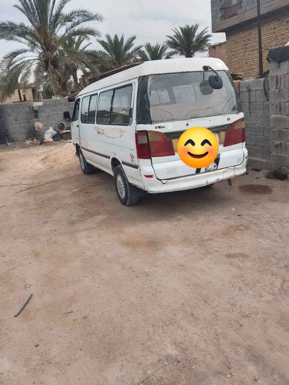 السلام عليكم سياره للبيع فتون سياره جاهزة كير اكسن مكينه ونجي مصفره هيئة وضريبه وغرامات تحويل ثاني يوم بيها ضربه يم باب السايق بل الصفحة الطويله معمره مكلف بل نشر  السعر ٥٠ وبيها مجال ***********
