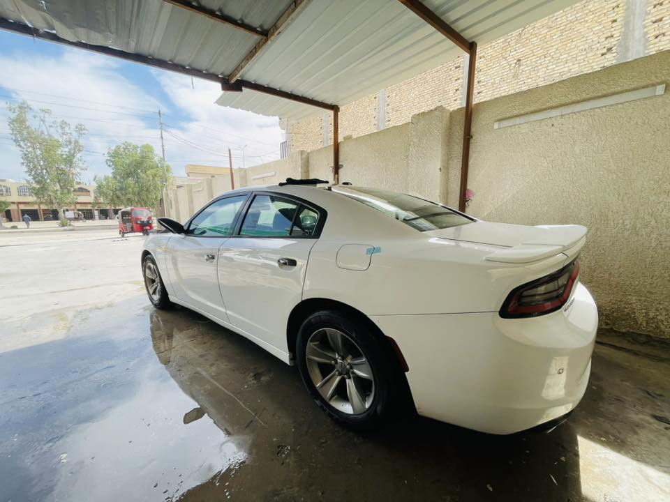 اللهم صلي على محمد وال محمد 🤲
جاجر SXT 2015 مكينة 3600 تو ويل كلين لا ضربة ولا غرق ولا شي  لون ابيض 
رقم بغداد الجديد تحويل مباشر شاشة جبيرة كشن حظن حساسات كشن تفئة ويل ١٨ 🛞اصلي حساسات خلفية كامرة دوارة تبريد ثلاجة مكينة وكير كفالة ماعدة بدلت جبنة مال دهن صدر جديد خوان السيارة جاهزة وكل نقص مابيها سيارة كلين بدون صبغ او ضربة او فتح ماعدى اصبعين بارد السيارة حلوة ومال بيت وستخدام شخصي الله شاهد واي ستفسار انا حاظر عجبتك السيارة فدوة لك ماعجبتك كلمة حلو تكفي وتحياتي لجميع … 🚵🏿
السعر ١٩٥ وبيها محال 
*********** 
وساب الاسيا فقط *********** بكان
