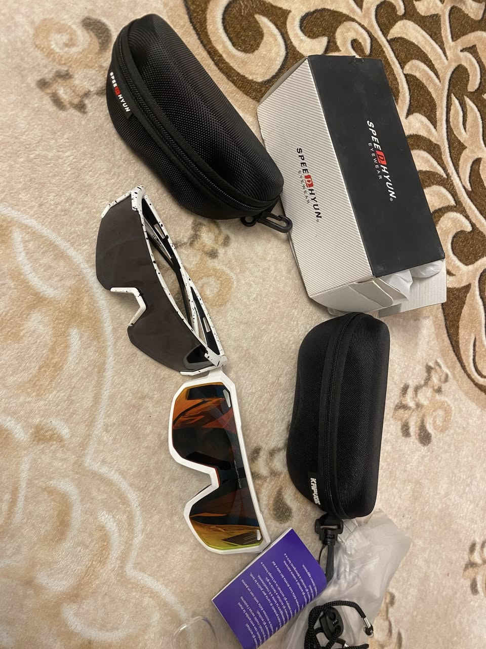 نضارات ثنين ماركه حته الحافظه وياهن جدد
سعر 10


**إذا كنت صاحب هذا الإعلان وتريد حذفه لأي سبب، رجاءا أرسل رسالة إلى الدعم الفني**