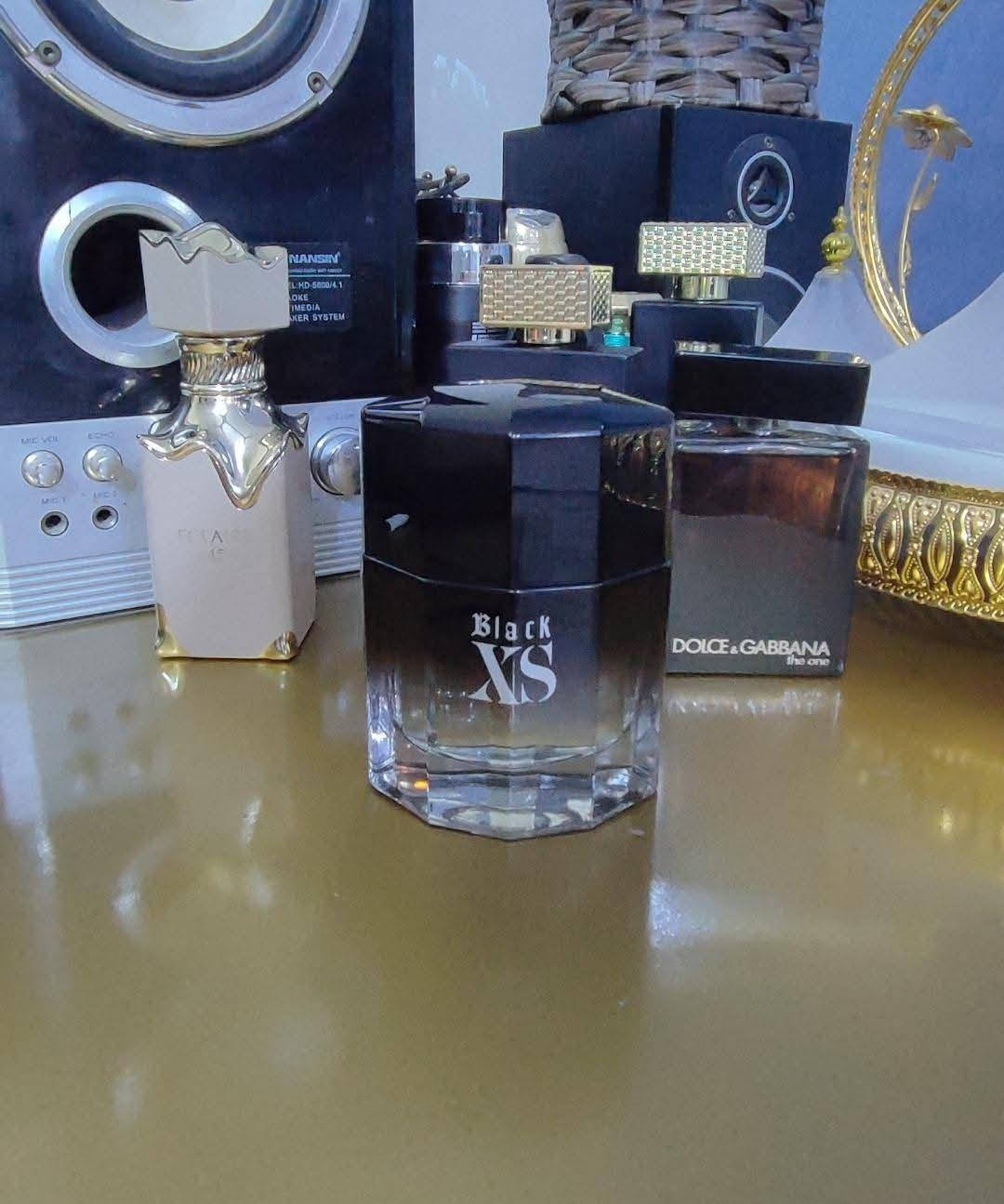 السلام عليكم ورحمه الله 
بلاك اكس مفتوح وغير مستخدم 
ودولجي كابانا جولد مستخدم رشات


**إذا كنت صاحب هذا الإعلان وتريد حذفه لأي سبب، رجاءا أرسل رسالة إلى الدعم الفني**