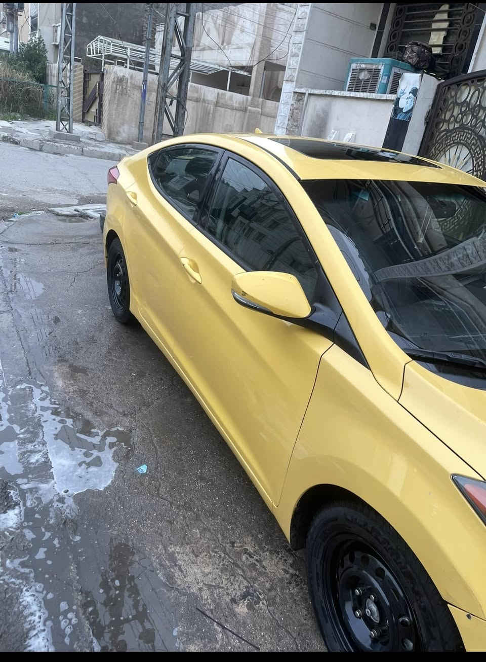 النترا 2013 
فول مواصفات 
بصمه تشغيل 
فتحه سقف بانوراما 
بصمه باب سايق 
كشنات تدفئه 
كشن السايق كهربائي 
لمتد 
 
الضرر جاملغ وبنيد بدون دواخل
السياره كير محرك تبريد خير من الله 
صدره 60 بل ميه 
السعر  95 وبيه مجال 
مكان سياره بغداد البياع
***********
