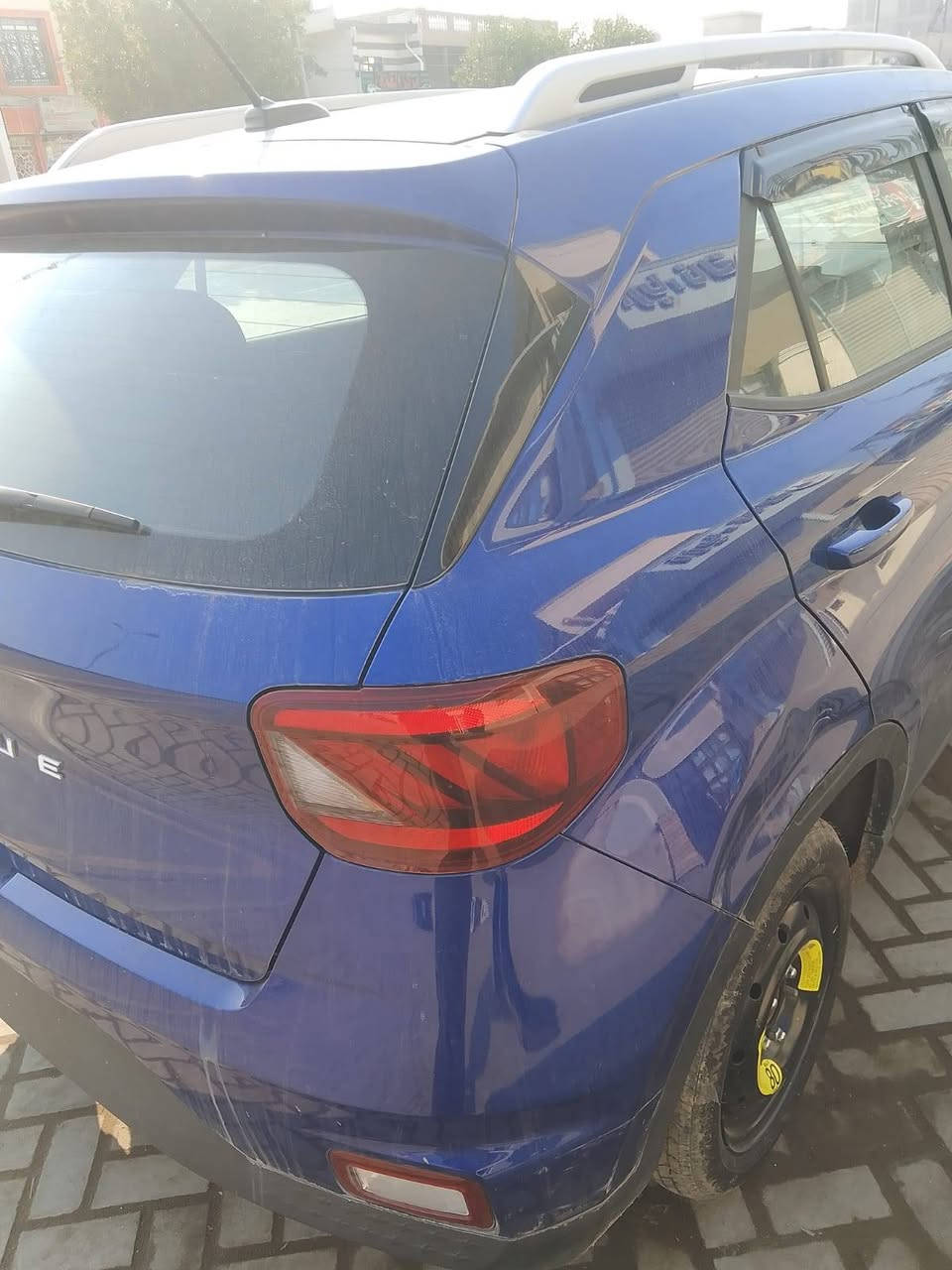 .هواندي فينيو موديل ٢٣ رقم بغداد نكليزي سنويا جديد 
سياره صور الحادث موجود بل منشور 
كير محرك تبريد مكينه كفاله عامه 
تخم تاير شواصي مكفولات بلادي 
دوخل نظيفه سياره حلو معنا الكمله بل عافيه 
ماشيه سياره ٤٩
تبريد ثلج 
سعار سياره ١٣٨بي مجال حك جيتك العمله 
العنوان بغداد الحبيبيه


**إذا كنت صاحب هذا الإعلان وتريد حذفه لأي سبب، رجاءا أرسل رسالة إلى الدعم الفني**