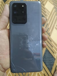 سامسونج S20 • ١٢٨ • يحتاجله شاشة