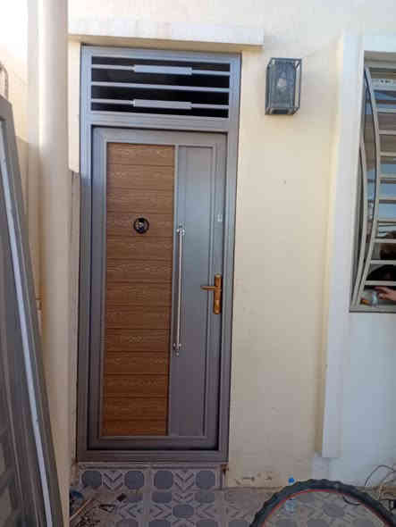 يالله حداد درجه اولى اشتغل بانسب الاسعار ابواب شبابيك  محجرات سقايف كي سبان سندويج بنل وكل مايخص الحداده العنوان  تكريت شارع البلاج باداره ابو ابراهيم *********** اسيا ***********
