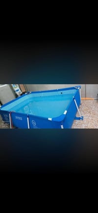 مسبح • قليل الاستخدام • سعر خاص
