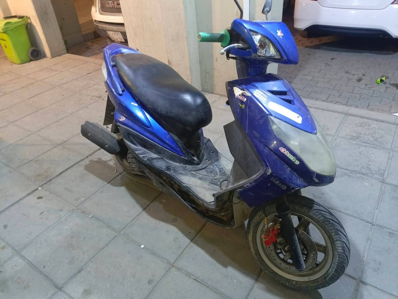 سلام عليكم دراجه سكنز فحل كله شغاله محتاج اريد ابيعهه ٤٥٠ وبيهه مجال. ***********
