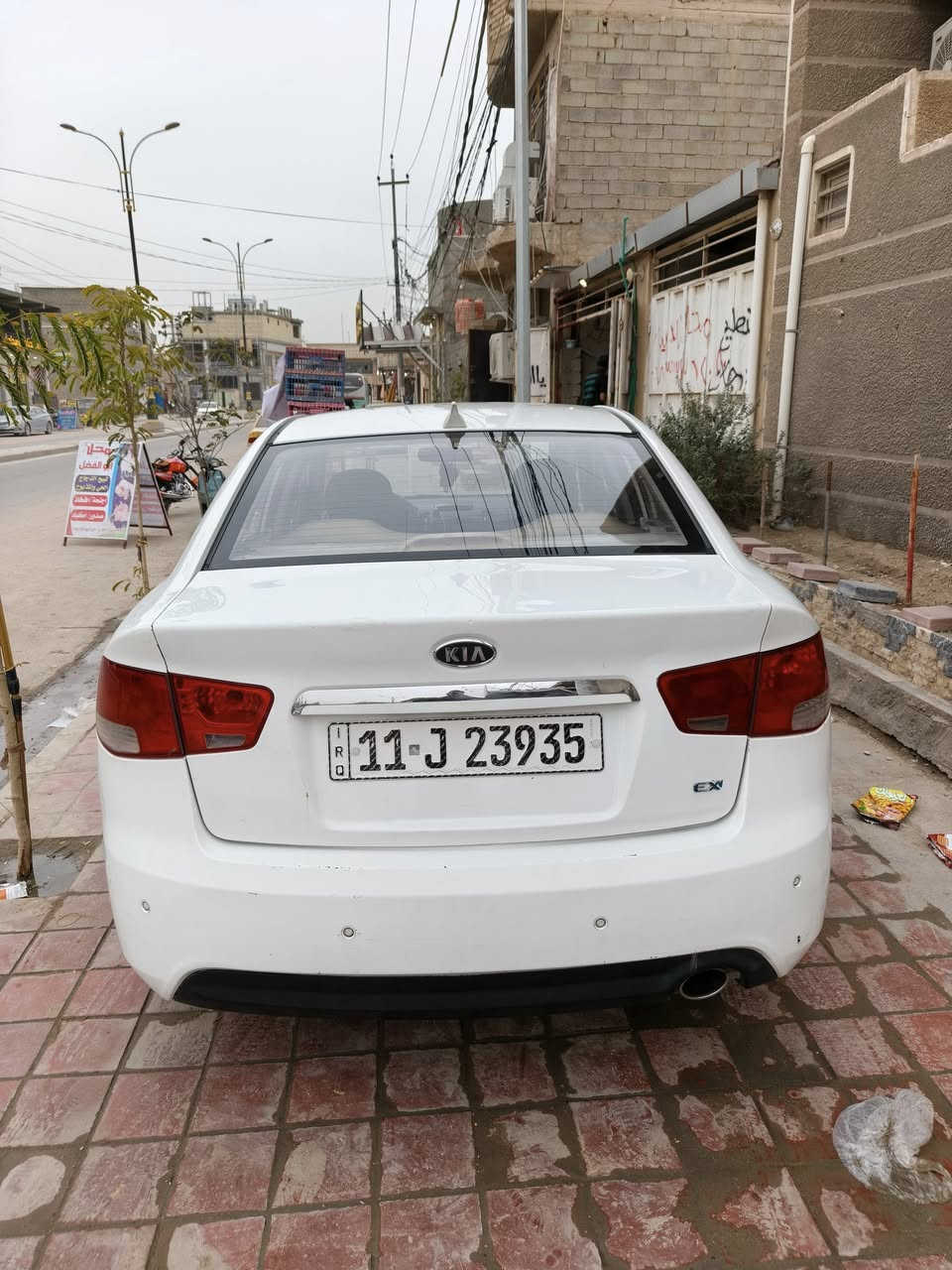 السلام عليكم فورتي 2010 رقم بغداد انكليزي محرك 1600 كير ومحرك مكفولات تبريد شغال بيه جنطه مبدل وجاملغ خلفي عكس السايق مصبوغ فول بصمه واشاير بالمري السياره فول عده الفتحه بيه خياسات بصيطه السعر 88 وبيه مجال *********** مكاني كربلاء وراعيه بكربلاء يمي
