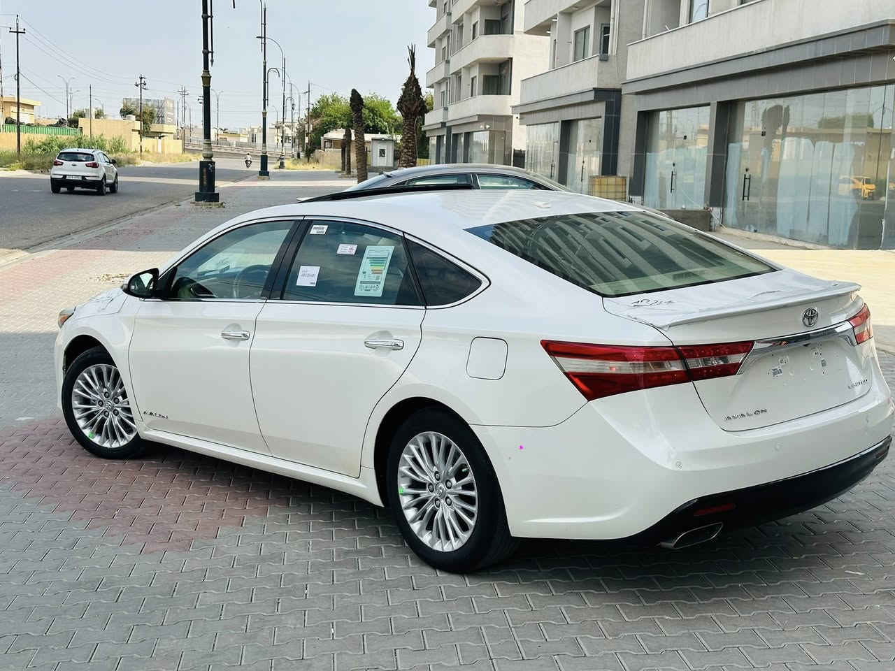 Toyota Avalon 2013
تويوتا افلون ٢٠١٣ وارد خلیجي 
مواصفات لمتد ( ليد امامي و خلفي فتحة سقف-مقاعد كهرباء تدفئة و تبريد-شاشة و کامیرة  - بصمة -ويل ١٧ حساس امامي. و خلفي )

مكينة ٦سلندر حجم ٣.٥لتر تنفس طبيعي
ماشية130 الف  کیلومتر و بحالة ممتازة 

ضرر السيارة كلين بدون صبغ بدون حالبوب فقط بية شبر بارد السیارة جدا نظیفة 

السيارة رقم اربیل 
مكفولة من كير و محرك و كهربائيات
عنواني كركوك ايسكان 
اسيا   :    ***********
كورك : ***********

