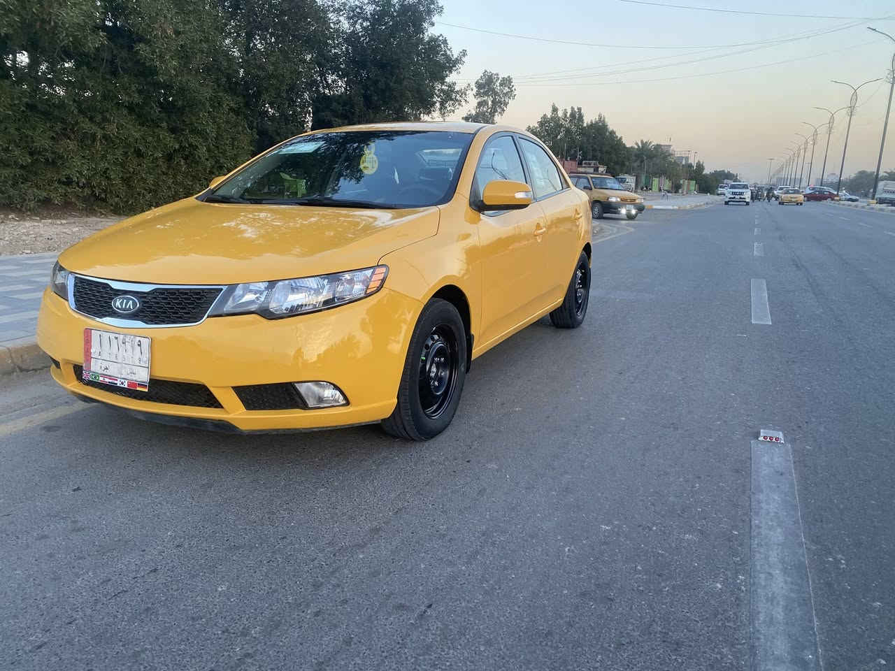 السلام وعليكم
للبيع كيا فورتي موديل ٢٠١٠
رقم بابل باسمي تحويل مباشر
مصفره هيئه وغرامات
السياره وارد امريكي حادثه قبق صندوك وشويه بلحوض 
السياره محرك ٢٠٠٠  دوش
السياره جاهزه ميه بل ميه
السعر ٧٧
*********** 
مكانه بغداد
