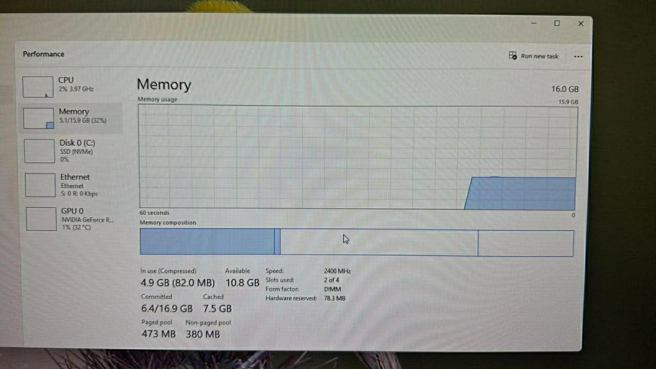 💻🔥 Gaming PC عرض قوي 🔥💻
🚀 مواصفات جبّارة للألعاب والشغل الثقيل:
غرفة كاملة مكملة الكيس+ مع الميز +مع الشاشة +مع ups
اضافة الى طابعة + كرسي كيمينج+ وملحقات الكيس كيبورد ماوس 

✔️ CPU: Ryzen 5 5600X – سرعة 3.97GHz
✔️ GPU: RTX 3060 12GB 🔥
✔️ RAM: 16GB DDR4
✔️ Storage: 512GB NVMe SSD ⚡
✔️ OS: Windows 11 جاهز

⸻

🎮 يشغّل أقوى الألعاب (Warzone - GTA V - Fortnite - PUBG)
💯 أداء عالي + فريمات ثابتة

⸻

🔥 مناسب:
 • Gaming
 • تصميم ومونتاج
 • بث مباشر (Streaming)

⸻

📦 جاهز استخدام مباشرة
⚡ سرعة خرافية + تحميل سريع

⸻

📞 للتواصل:
0751 706 4138

🚚 توصيل لجميع محافظات العراق
