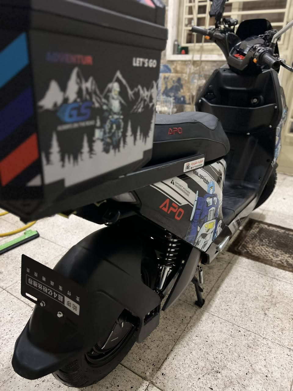 السلام عليكم دراجه شحن نوع APO
بطاريه ليثيوم (72 V) (30A) 
ملف 2000 واط
ماشيه 6500 km 
السعر مليون و 100 وبيها مجال 
مكاني بغداد رقمي للاستفسار ***********
