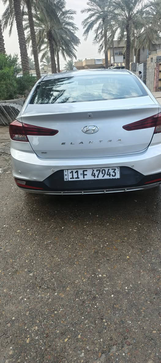 ‏السلام عليكم
‏التتر امريكي 2019 رقم بغداد جديد قطعتين صبغ 
‏كير اي تي مكان السياره بغداد  
‏السعر 128 بيه مجال قليل 
‏***********
