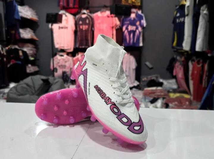 سلام عليكم حذاء لابجين قياس 42 السعر 15 ألف المكان بغداد البياع الرقم ***********
