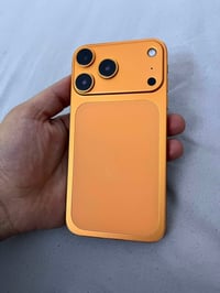 ايفون XR • ايفون 17 برو ماكس • ذاكرة 64 جيجا • بطارية 100% • شاشة اصلي...