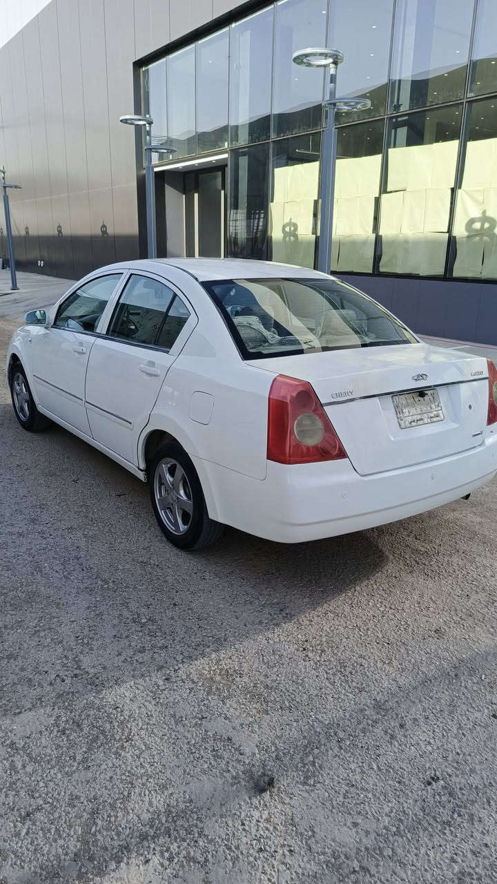 السلام عليكم شيري اي فايف موديل 2012 السعر 39 رقم قادسيه كير و محرك كرونه ياباني 1800 جدد شرط بيهه بنيد صبغ مكفوله من ضربه و الرسميات السياره جاهزه ماعايزه شي السعر 39 اتصال *********** أو *********** مكان السياره نجف
