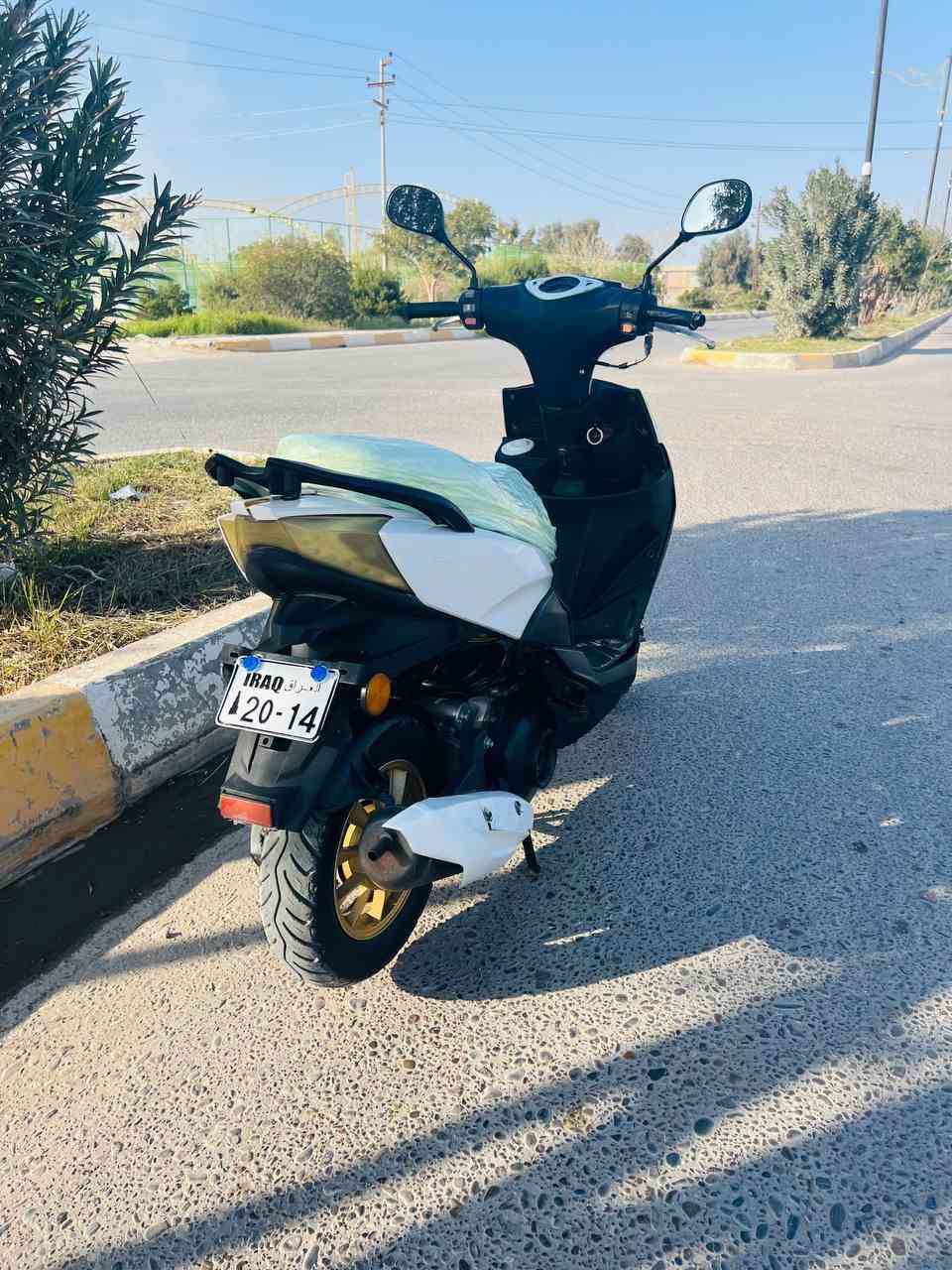 دراجه ماكس حديث موديل 2020
شغاله مكفوله مكينه ماكس عدله ياباني سبانه مواصلتها شرط يدك ١٢٠ وجيب فيتر وياك وافحص
♦️كهربائيات اشاير لايتات زنون قوي بك لايت لد استانات كهرباء عداد إلكتروني ويل كب نجمه بلادي حساس ابريك خلفي وامامي شغالات 
♦️شغاله شرط نكره سلف  
♦️بريكات امامي هايدروليك 
♦️بريكات خلفي دسكات
♦️كفرات اصليه البلادي مالتها  
♦️دراجه فووول شغل واطلع وين متريد 
♦️دواسه رجل

السعر 325 بيه مجال بسيط

للاتصال علرقم
***********
