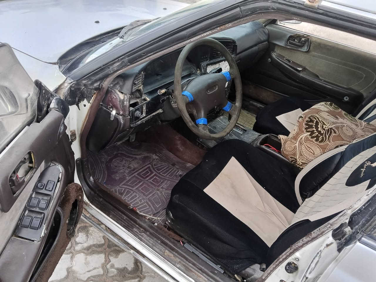 مارك البيع رقم الهاتف ‭0780 141 7808‬
