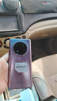 هونر اكس ٩ سي • ذاكره ٢٥٦ • سواد بالشاشه