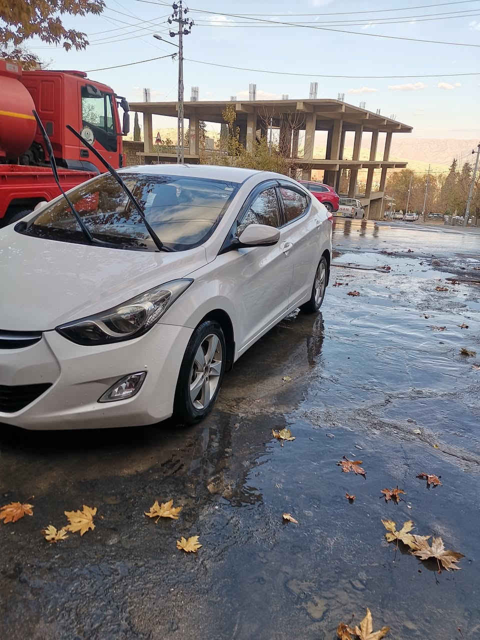 هۆنۆای ئەلتترا 2014 سپی بەفری 
مەکەینە بچووک مەرغوب گێڕ ئۆتۆماتیک 
1 جەمپی بچوکی هەیە لەگەڵ بەس کارد 
گێڕ و مەکینە بەشەرت 
ماڵی دۆستە زۆر بێ مەسرەفە 
130هە زار رویشتو

نرخ : خاڵێک دابنێ لە کۆمێنت بە تایبەت دێت 📥 

سەیارە. زۆر بە جوان و خاوێنە ماوەتەوە 
دینار مەسرەفی تێدا نیە 

بۆ زانیاری زیاتر پەیوەندی بە خاوەنی 

***********
***********
